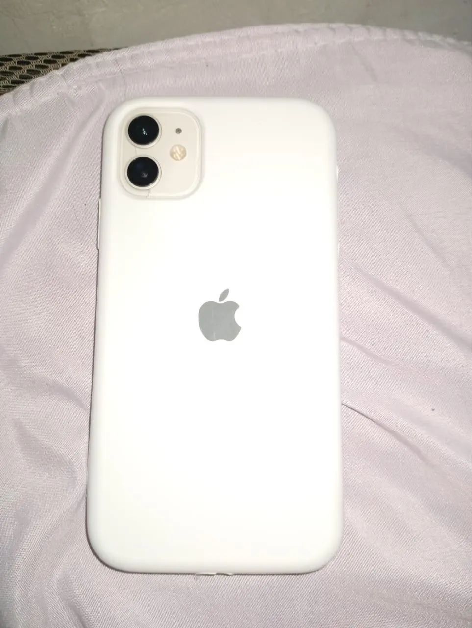 iPhone 11 64gb ( só venda ) R$980,00 - Foto 2