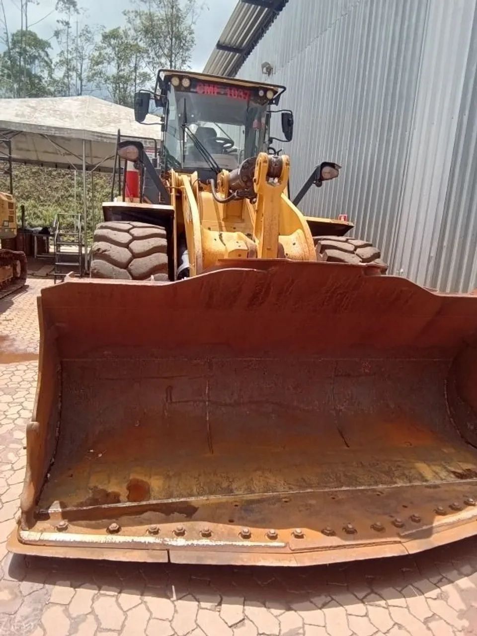 Pá Carregadeira Caterpillar 966L - Foto 2