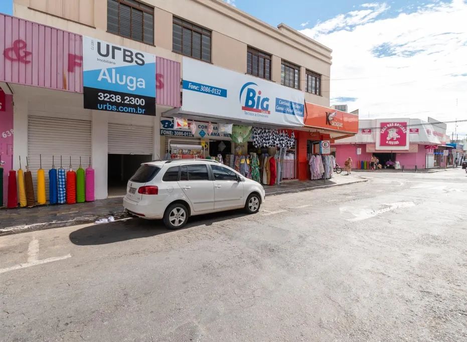 Loja Comercial]]