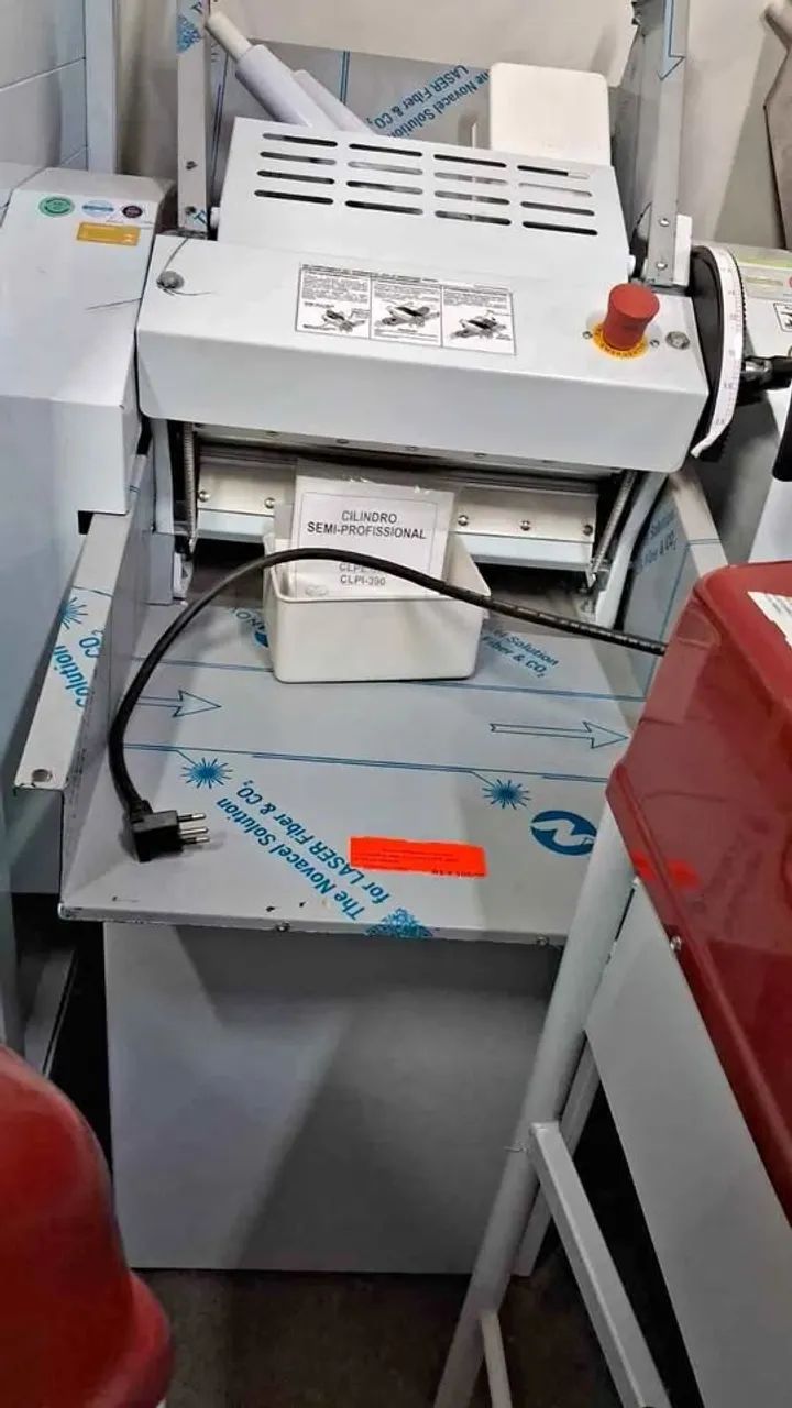 CILINDRO COM BASE MARCA GASTROMAQ NOVO