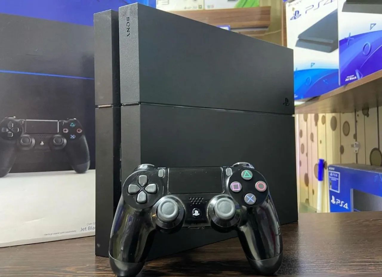 PlayStation 4 (PS4) - Console Sony