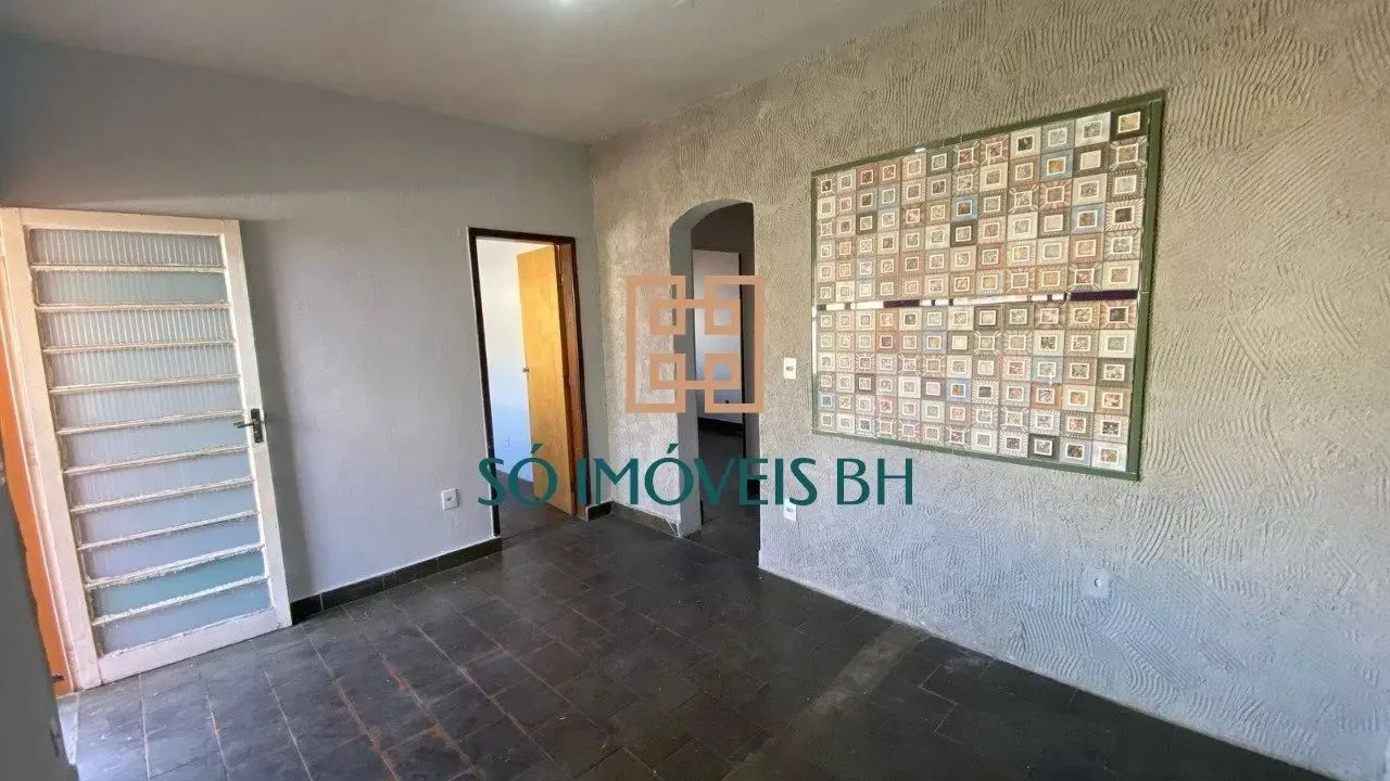 Casa geminada para aluguel no Bairro Serrano