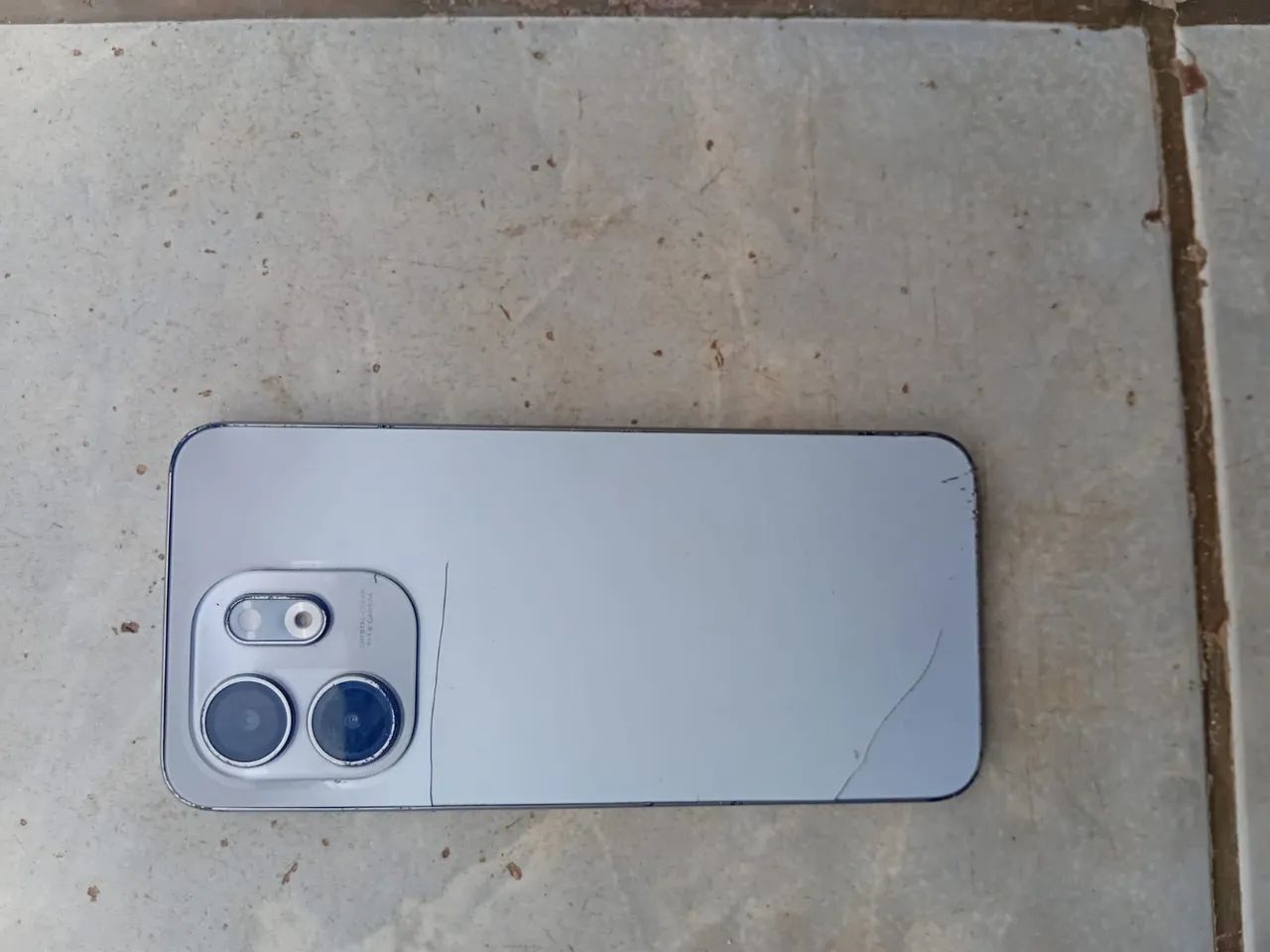 Celular infinix hot 128 GB  - Foto 2