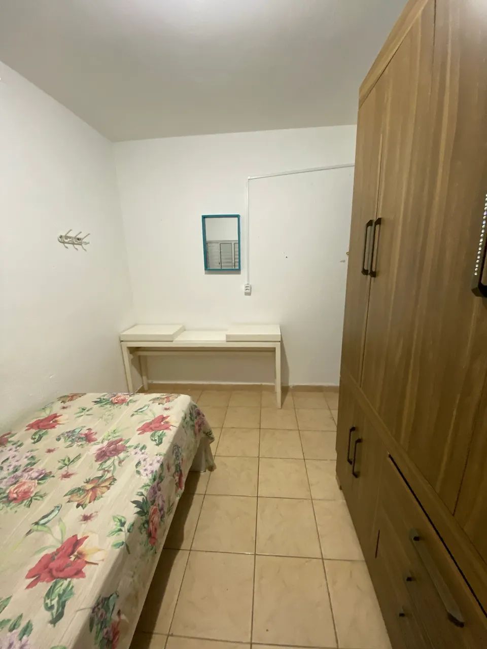 QUARTO PARA MULHER | SANTOS 