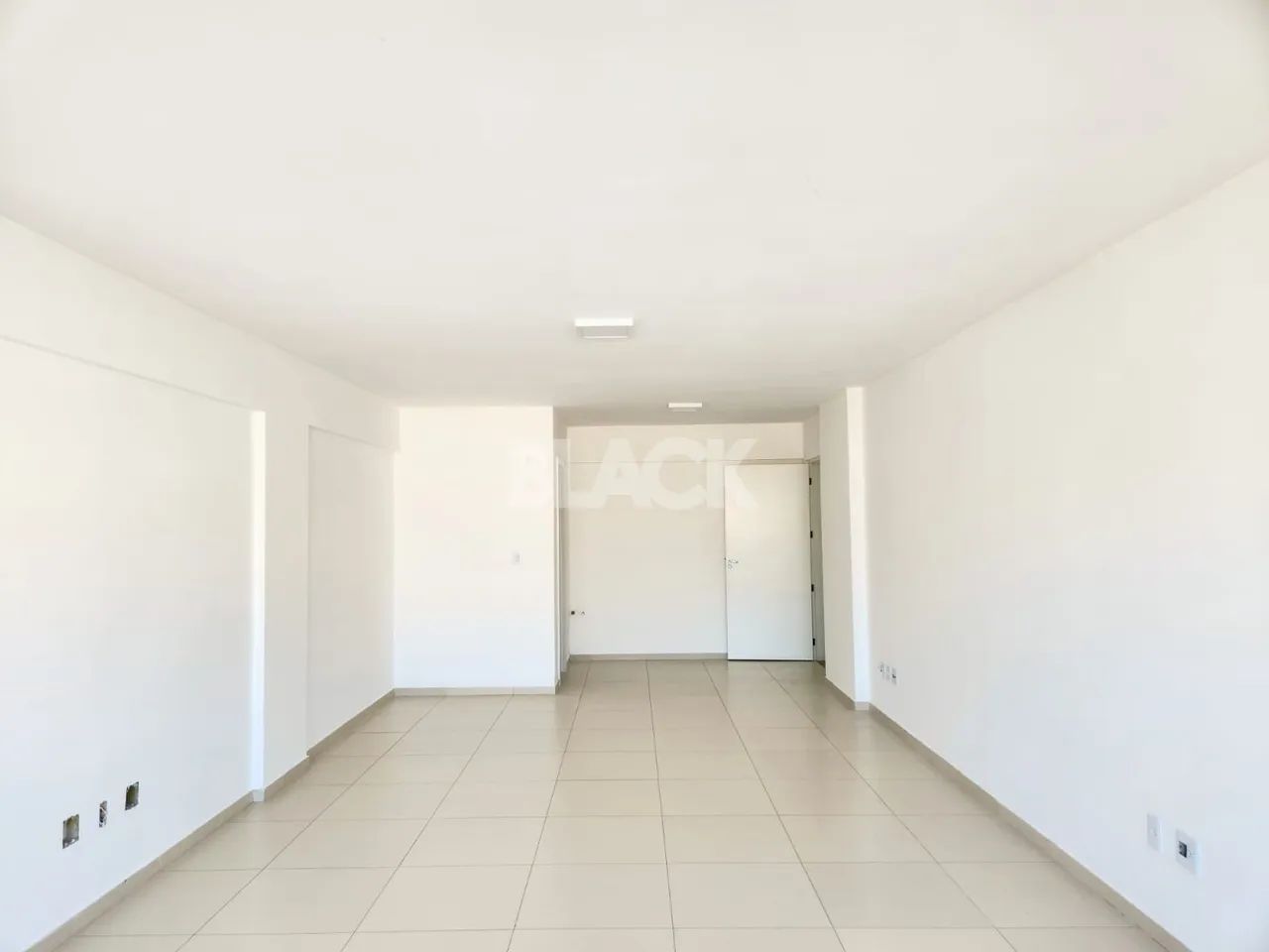 Sala comercial no Centro de Torres RS - Foto 3