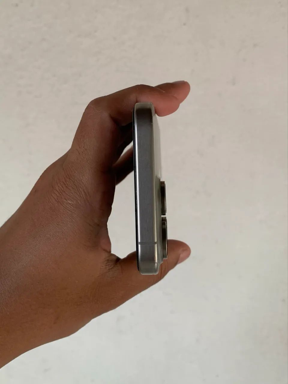 iPhone 15 Pro Max - Foto 3