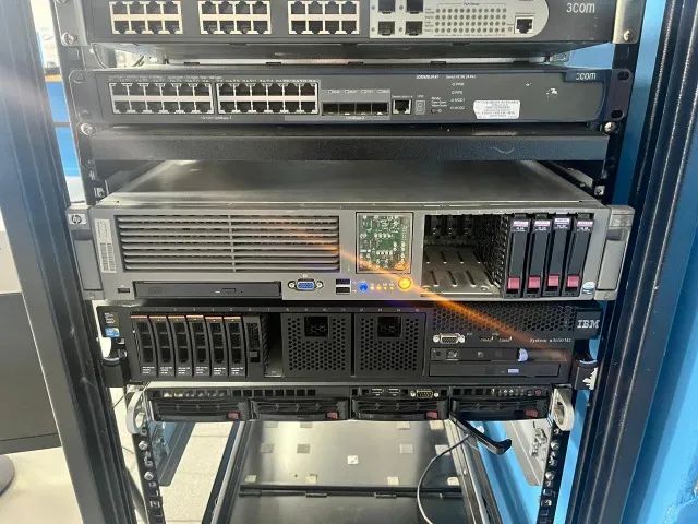 Roteador , Switch, cabos, HDD - Materias de Informática