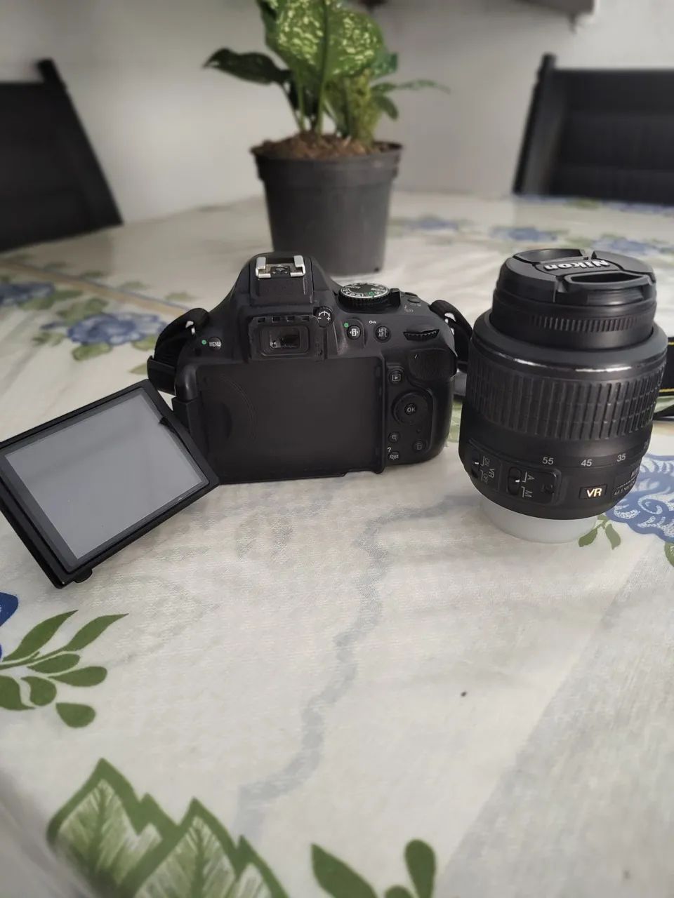 Câmera Nikon D5200 - Foto 2