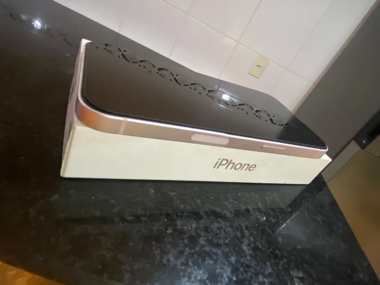 IPhone 13 rosé 128gb - Foto 2