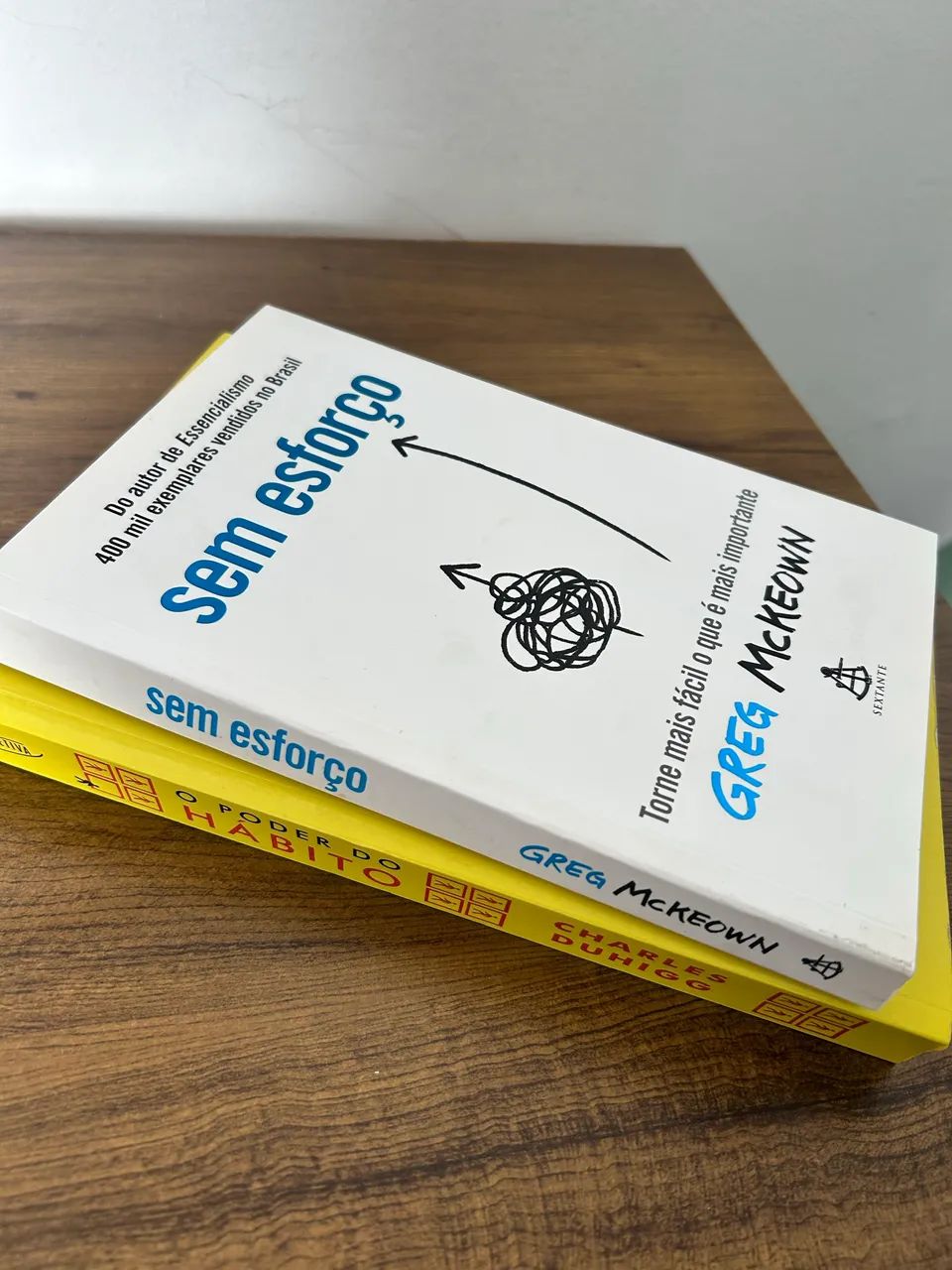 2 livros: Sem esforço e O poder do Hábito