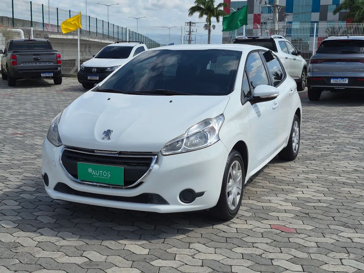 Peugeot 208 Active/active Pack 1.5 Flex 8V 5P 2014 - Foto 3