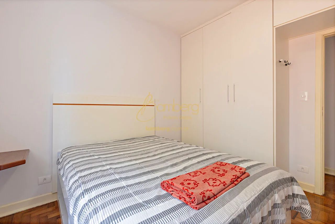 Casa térrea com ambientes amplos totalmente reformada. - Foto 15