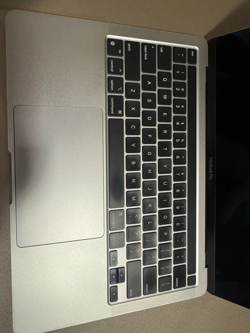 MACBOOK PRO M2 - Foto 2