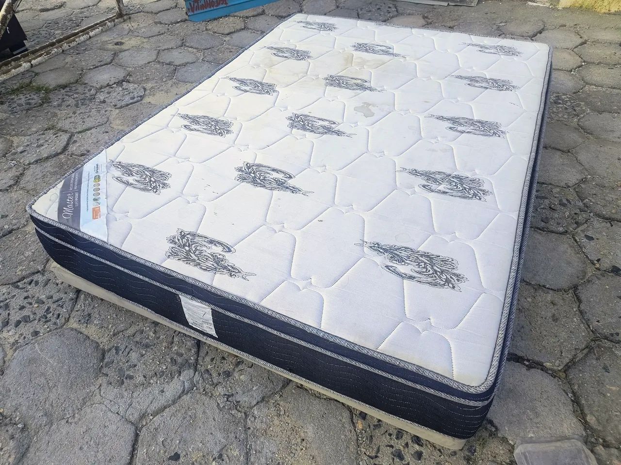 COLCHÃO DE CASAL  - Foto 2
