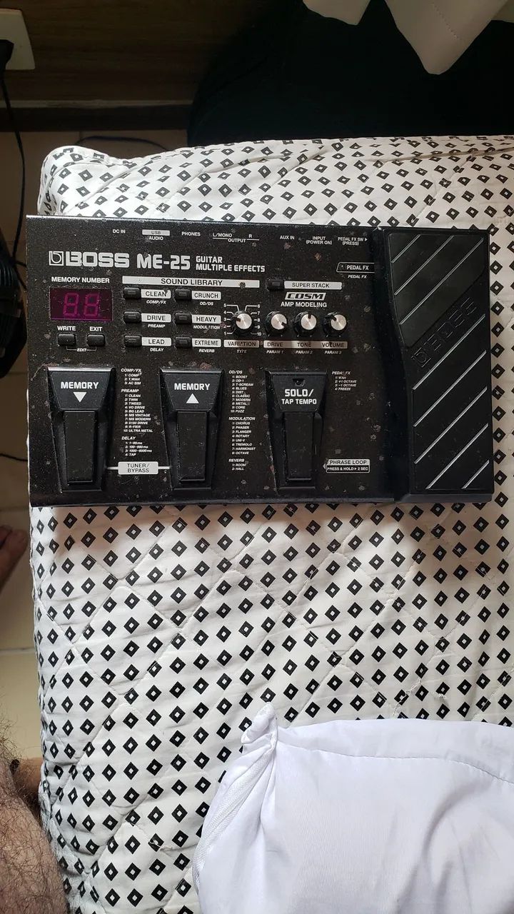 Pedaleira BOSS ME 25 - Foto 4