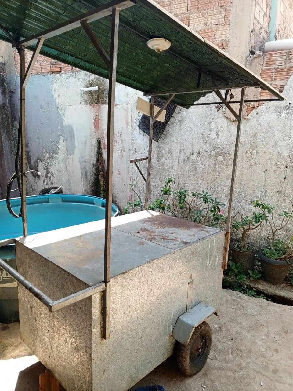 Vendo carrinho pra vender churrasco  - Foto 2