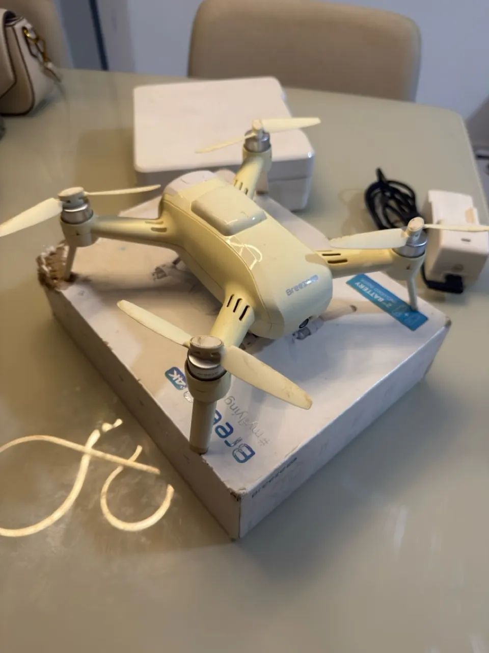 Drone Yuneec Breeze 4K - Foto 2