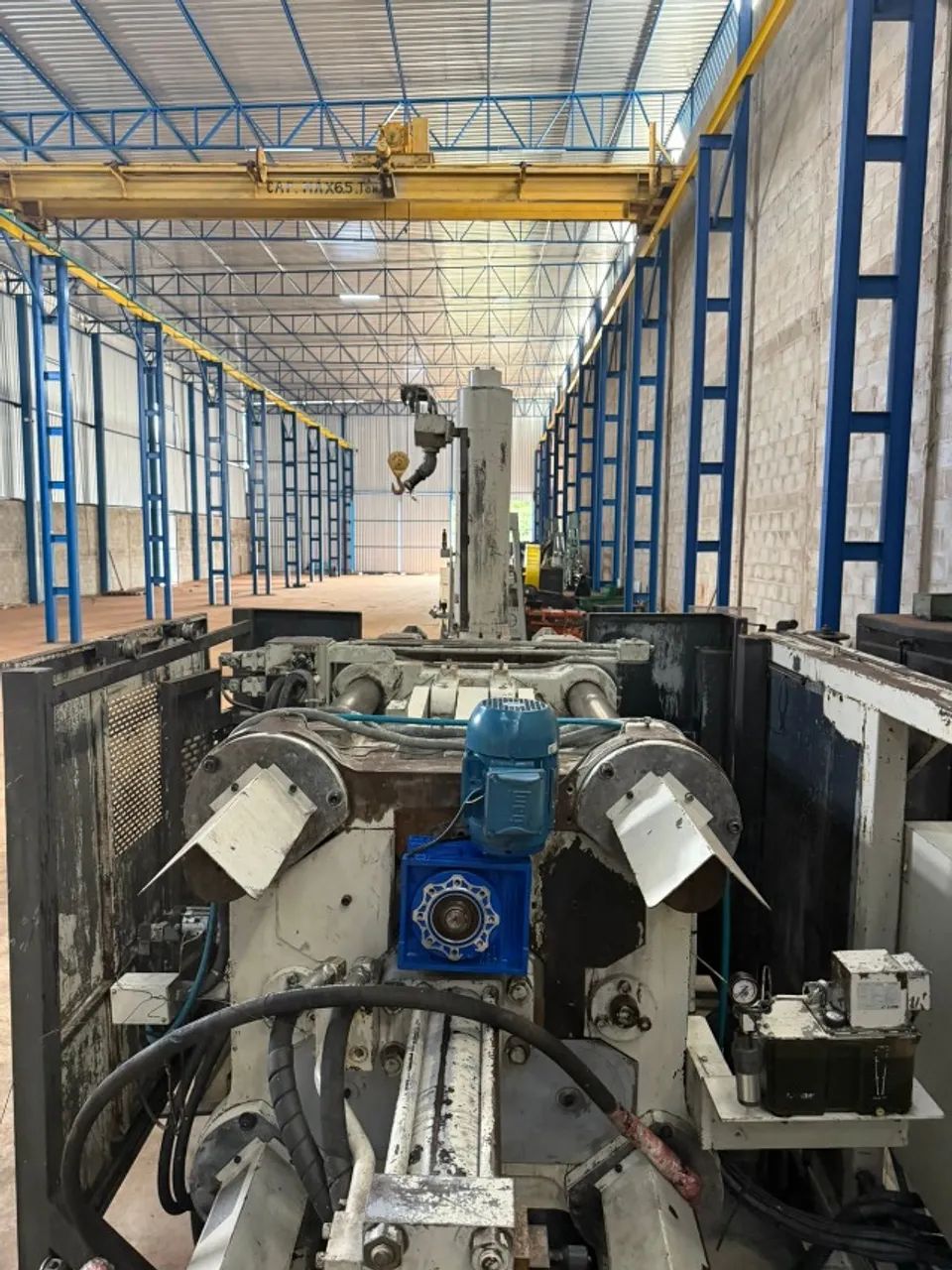 Injetora Alumínio Toshiba DC 350 J-S - 350 Toneladas - Funcionando - Foto 2