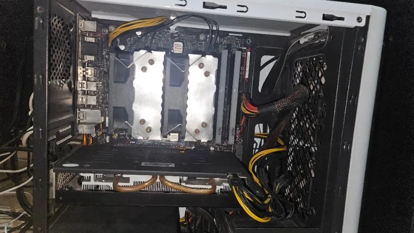 KIT UPGRADE AMD RYZEN 5 3400G + PLACA MAE B450M GAMING BR