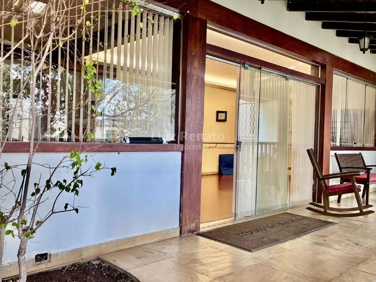 Casa para locação com 4 quartos e 5 vagas - Foto 5