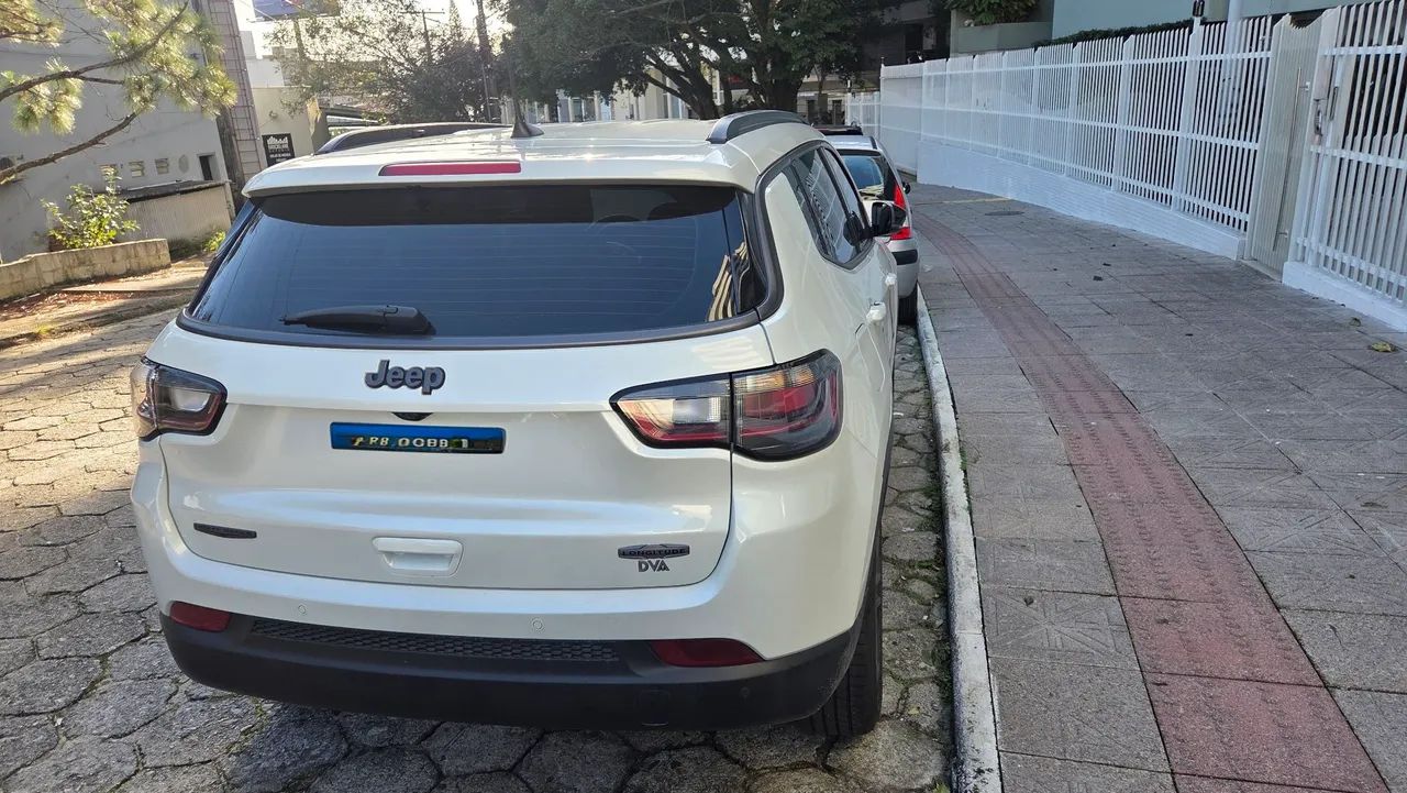 Jeep Compass Longitude Night Eagle 1.3 Flex 2025 - Foto 4