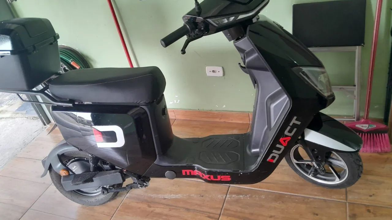 Scooter elétrica Maxus Duact 