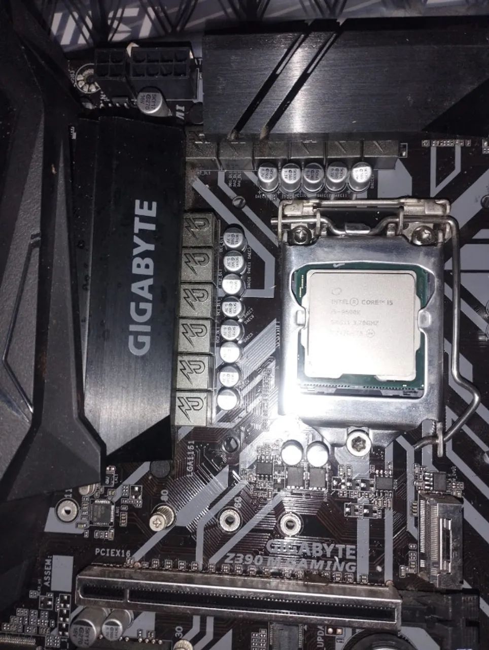 Intel i5 9600k  - Foto 3