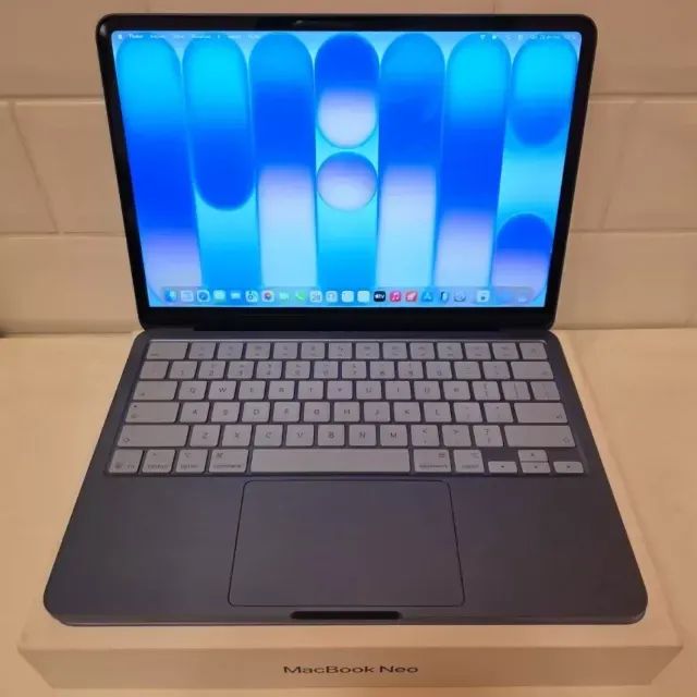 MacBook Neo A18 Pro - 8Gb Ram - SSD - A3404 - Ciclos: 0