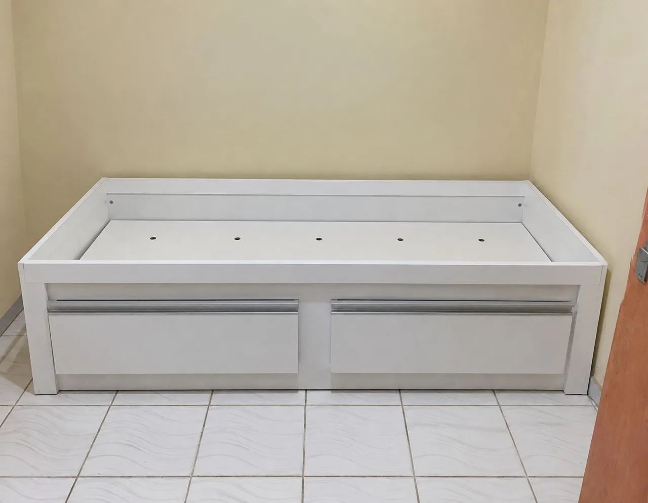 Cama de Solteiro com Gavetas MDF Nova 
