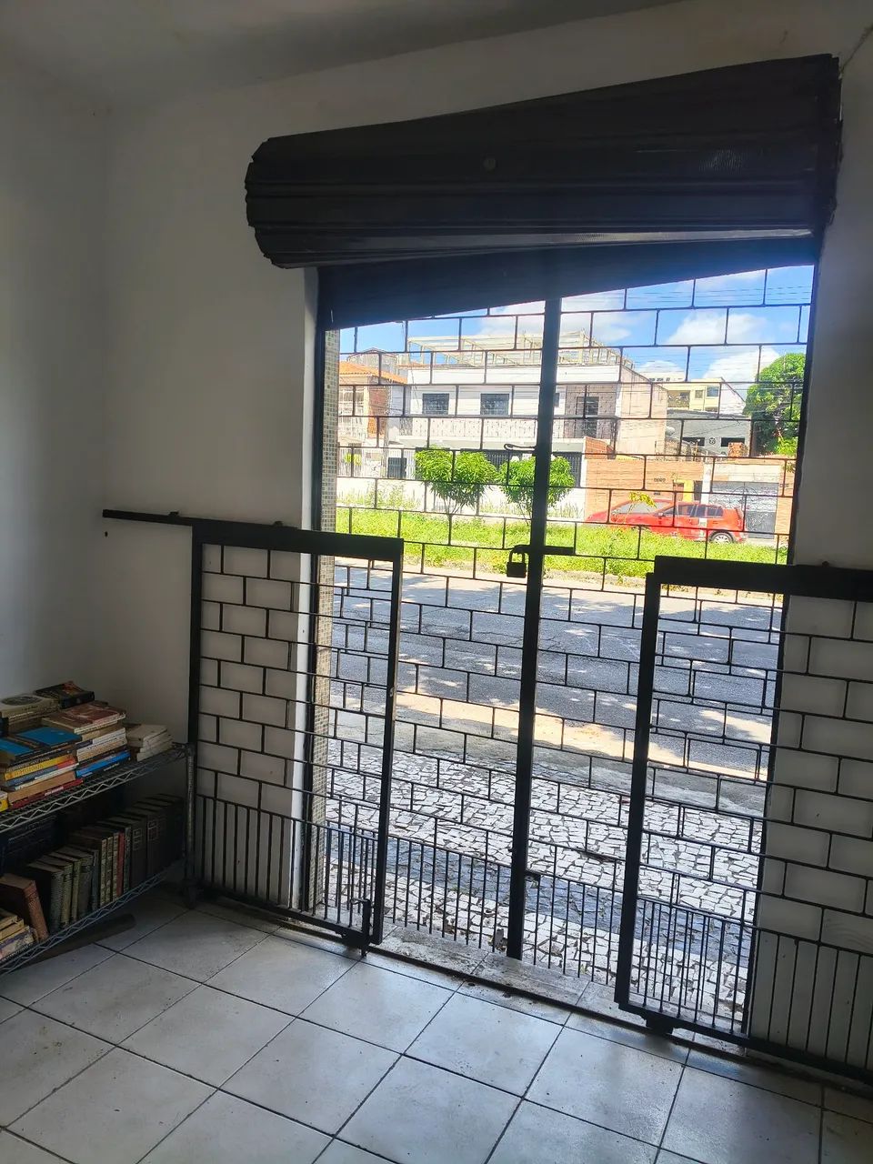 Conjunto porta e grades para comércio  - Foto 4