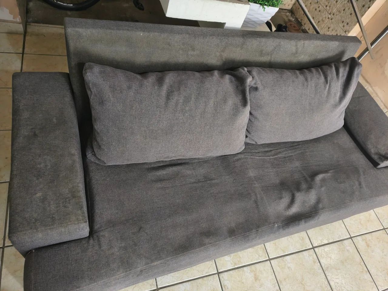 Sofá cinza de 3 lugares - Foto 3