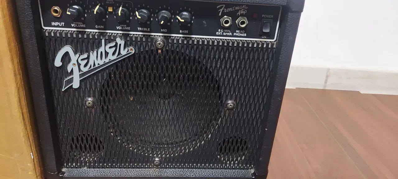 Fender Frontman 15g 