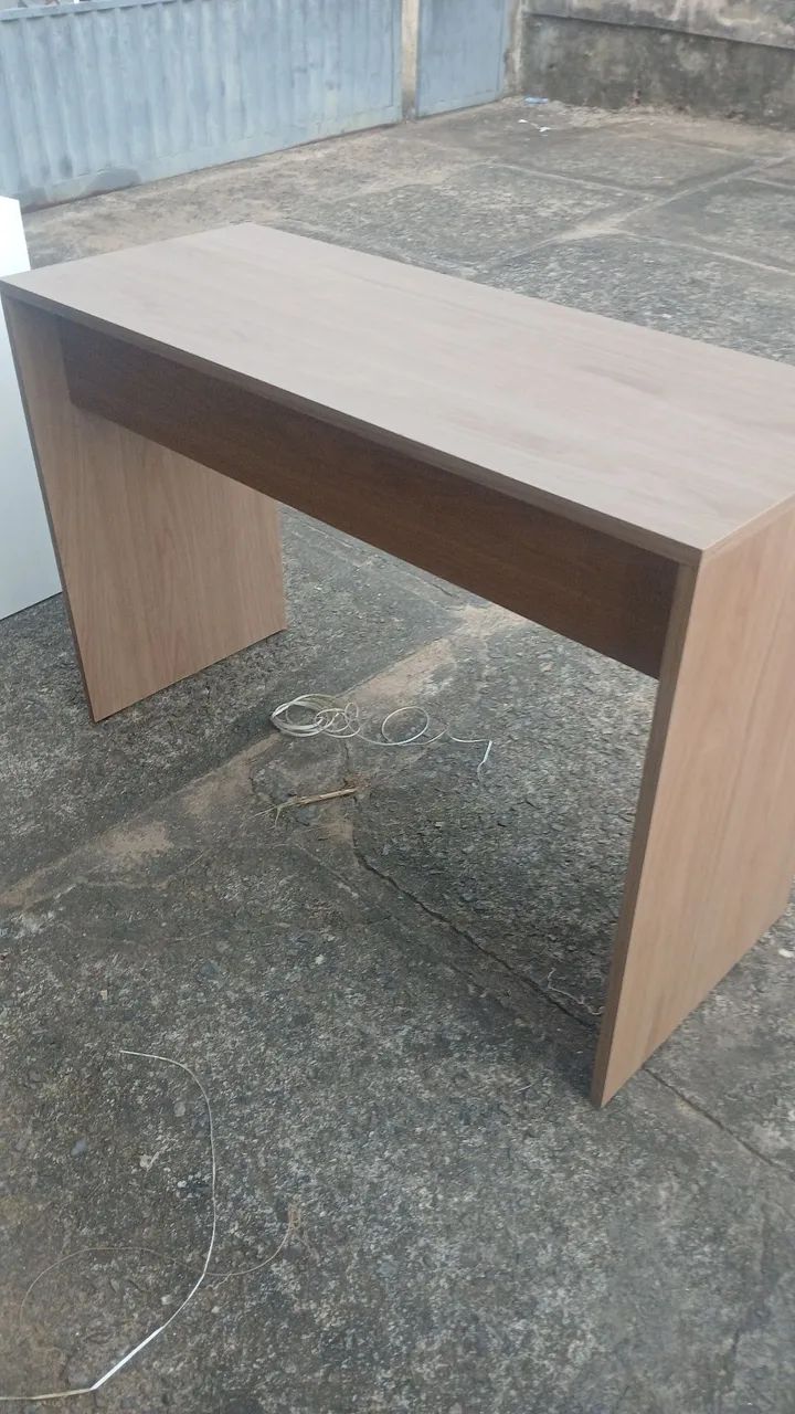 Mesa Amadeirada Escrivaninha  - Foto 2