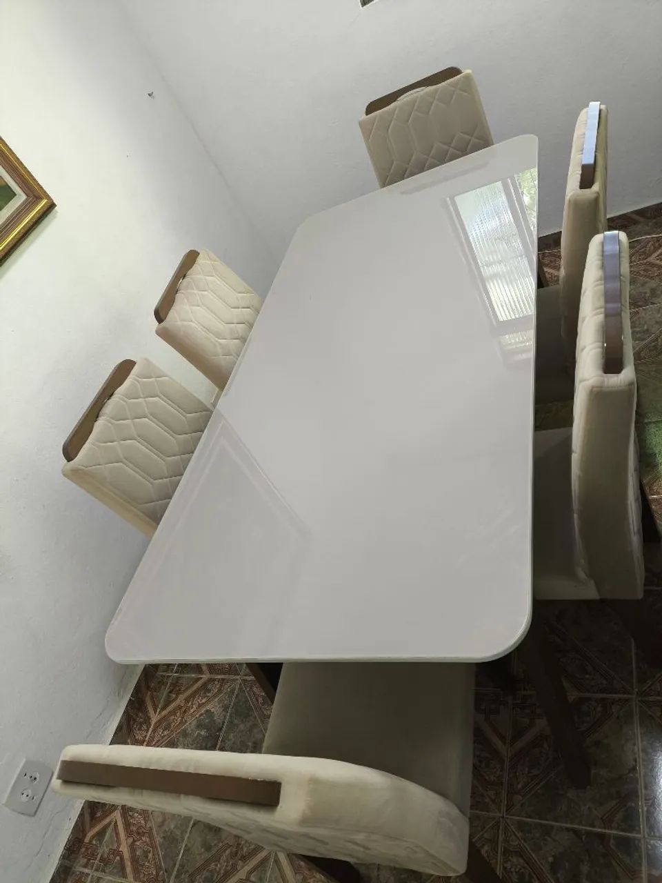 Mesa de jantar com tampo de vidro