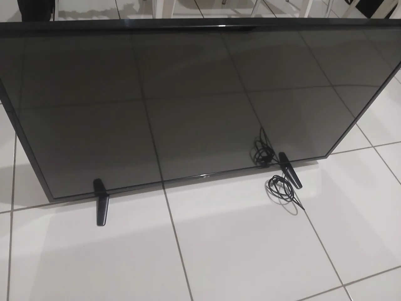 Tv LG 43 polegadas (tela quebrada) ler descrição 