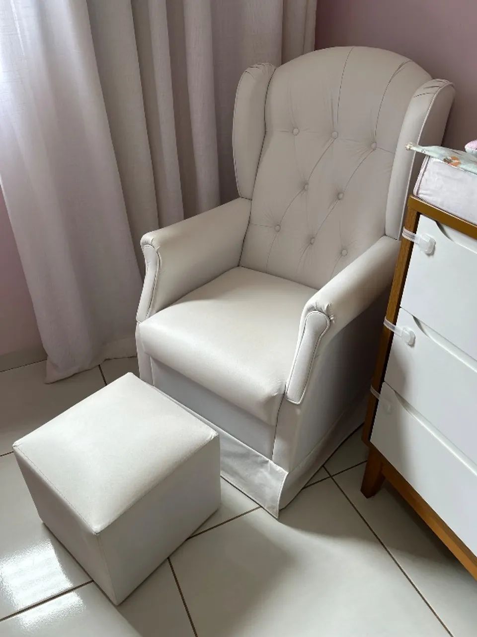 Vendo poltrona seminova