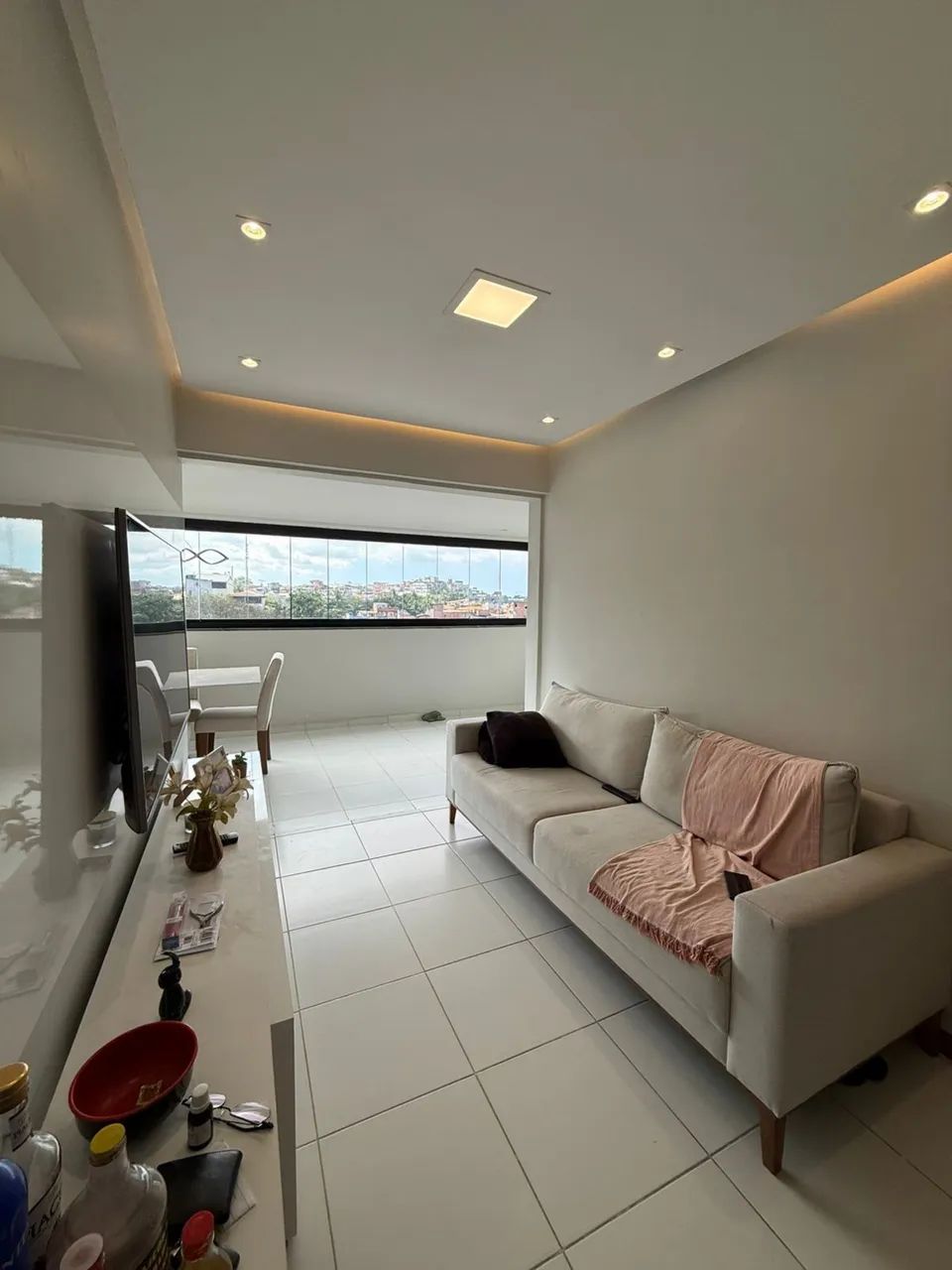 APARTAMENTO 2/4 COM SUÍTE E VARANDA NO IMBUI  - Foto 5