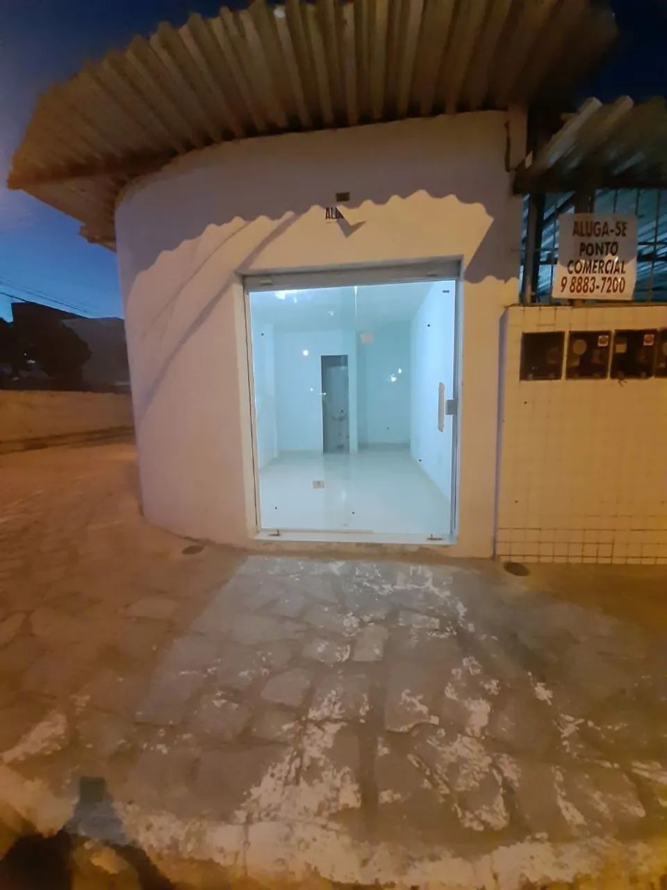 Sala comercial R$ 700,00
