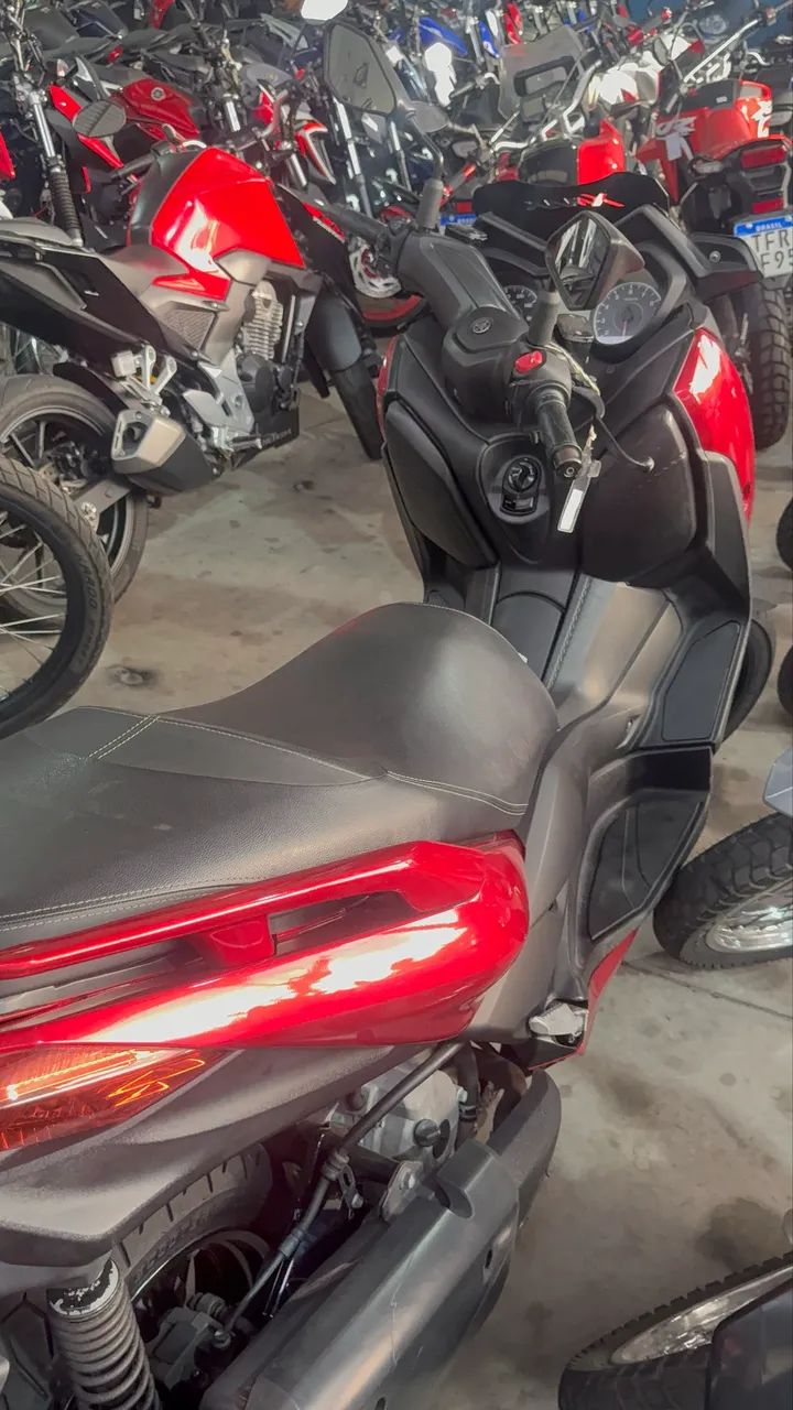 Yamaha XMAX 250 2021 - Foto 3
