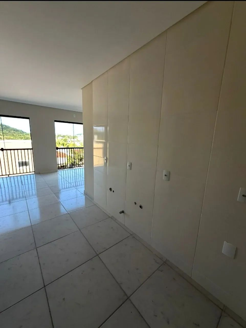 Studio no Ribeirão da Ilha - Pronto para morar - Sol da manhã com vaga - Foto 2