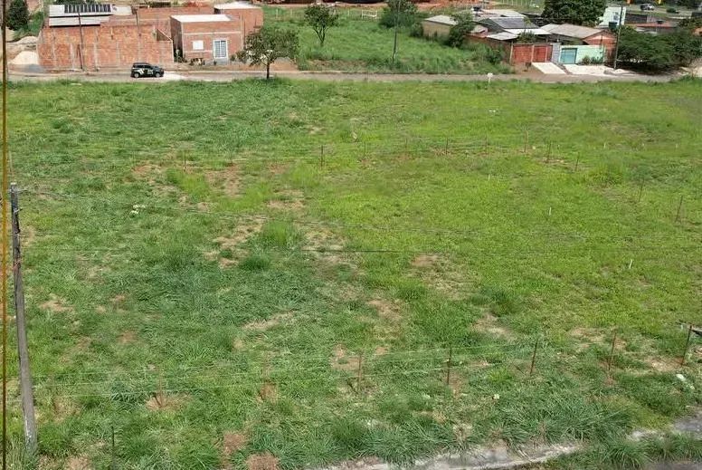 Área em Abadiânia