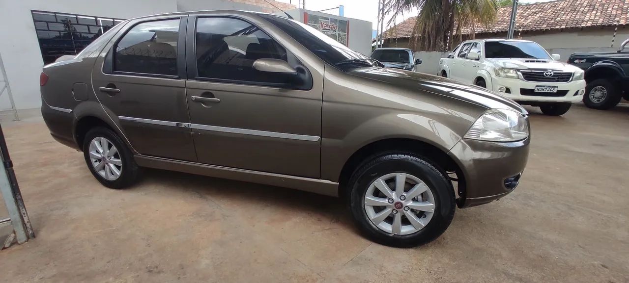 Fiat Siena EL Celeb. 1.0 MPI Fire Flex 8V 4P 2010 - Foto 3