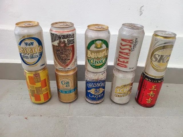 Coleção com 85 Latas de Cerveja Cheias de 1995 a 2000 - Foto 4