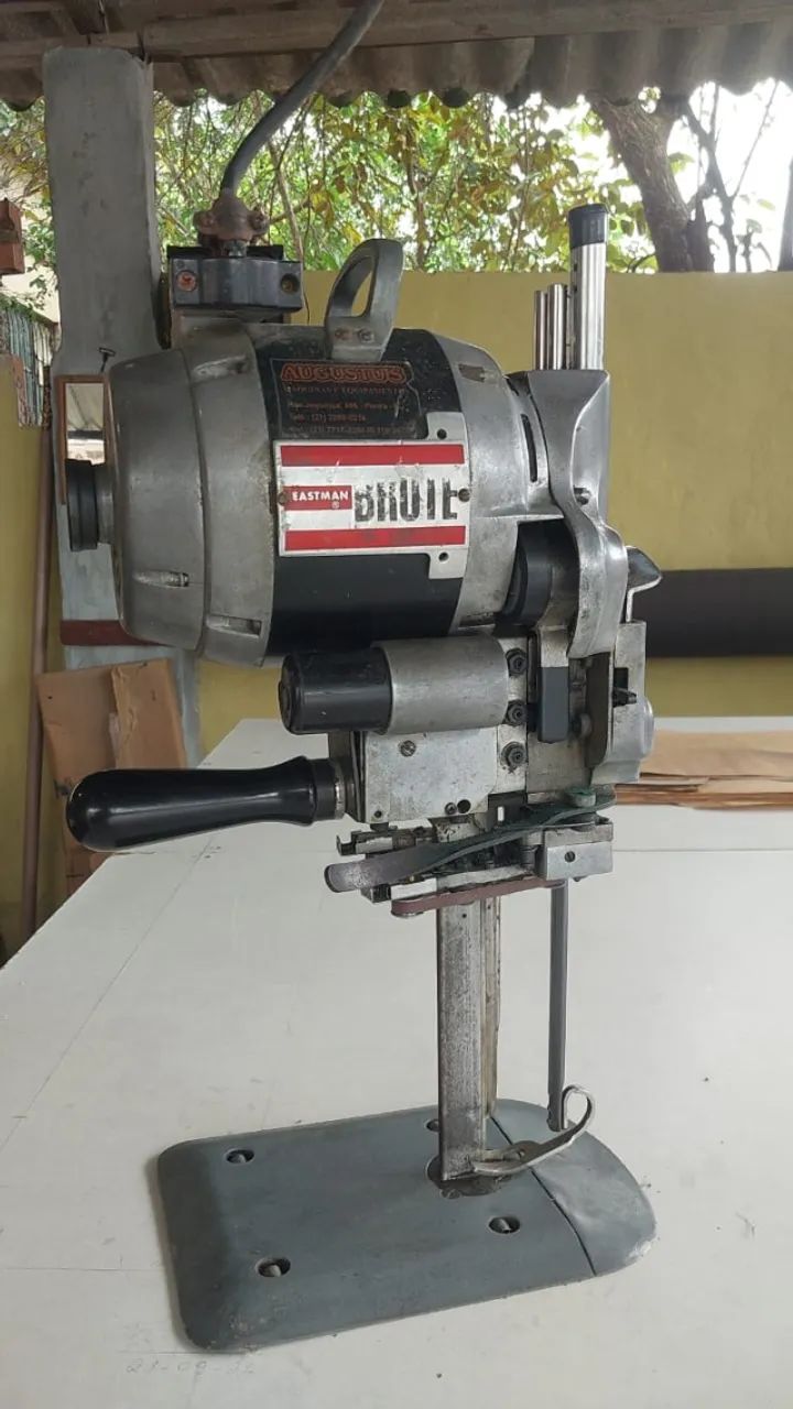 Máquina de corte