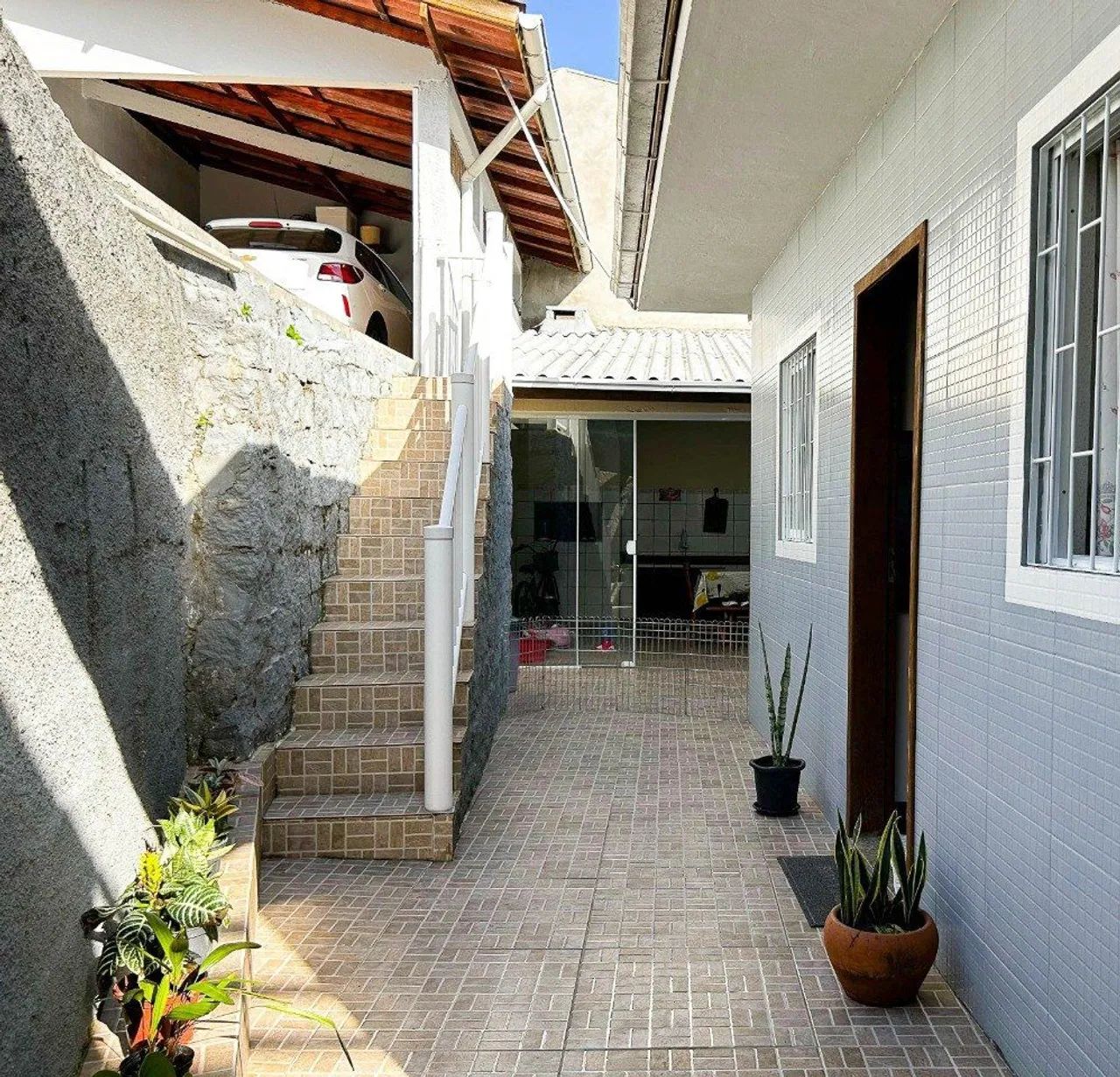 Vende se casa na costeira, aceita proposta  - Foto 3