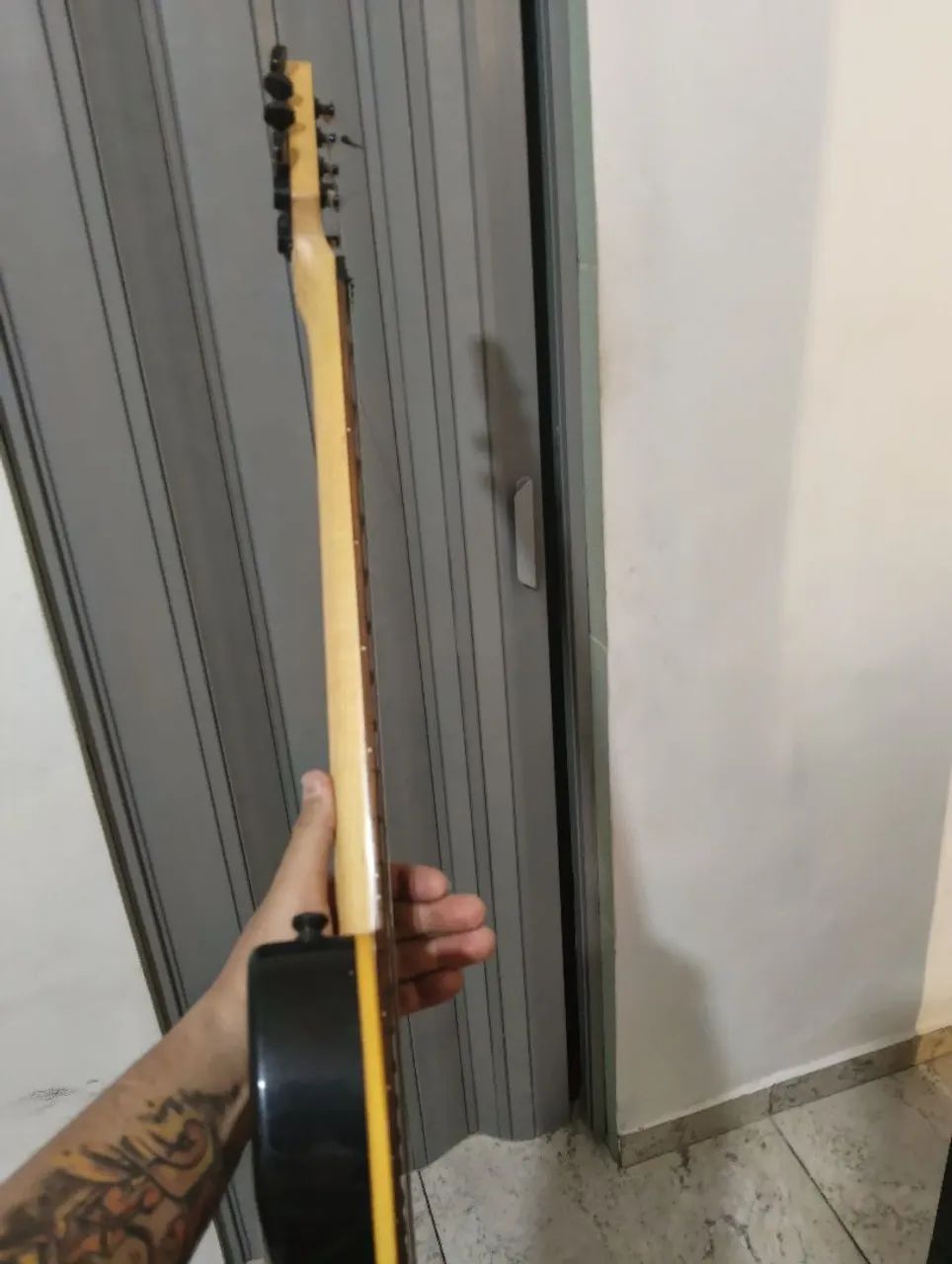 Guitarra Tagima vulcan  - Foto 4