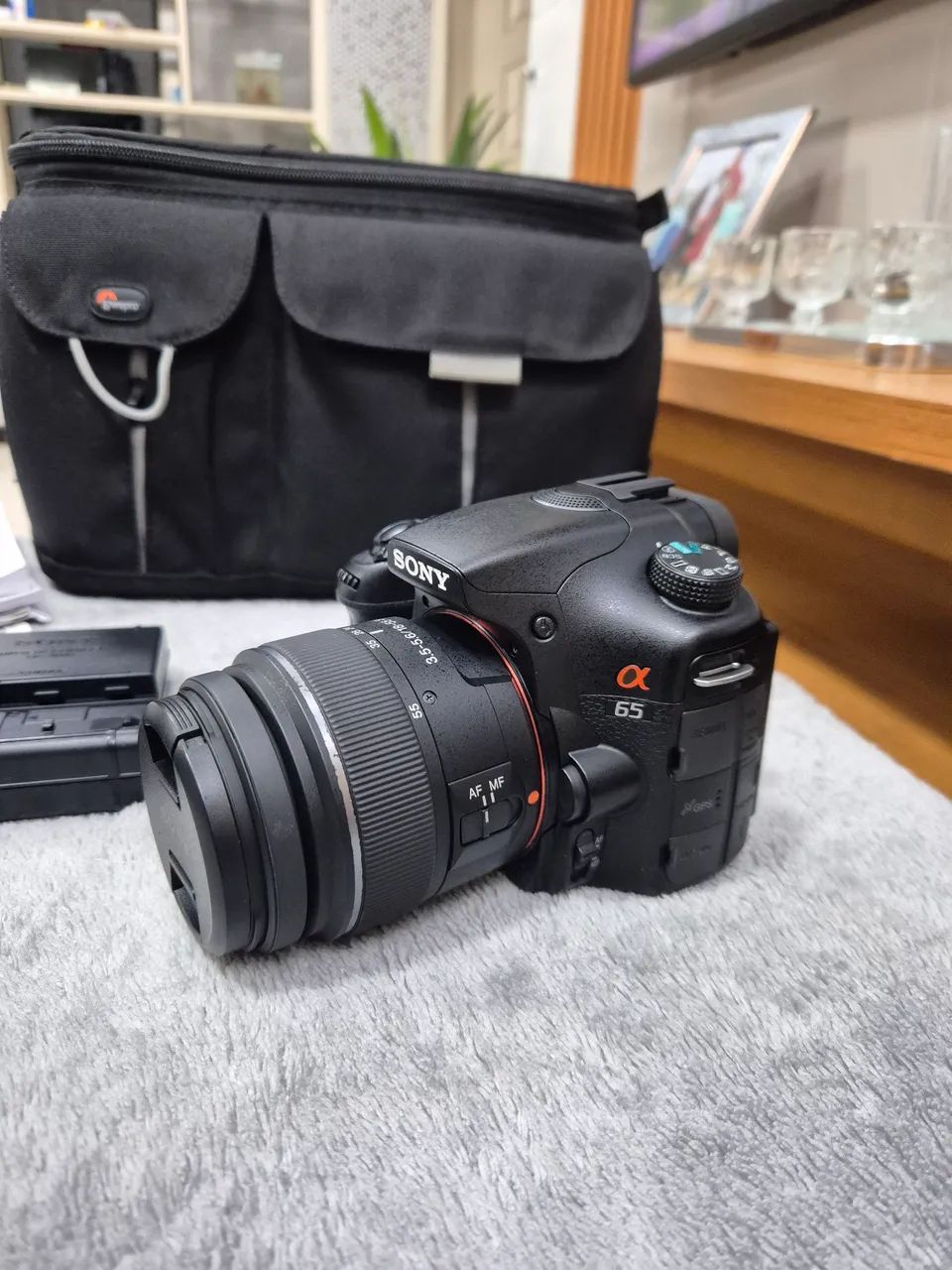 Câmera Sony Alpha DSLR SLT A65 