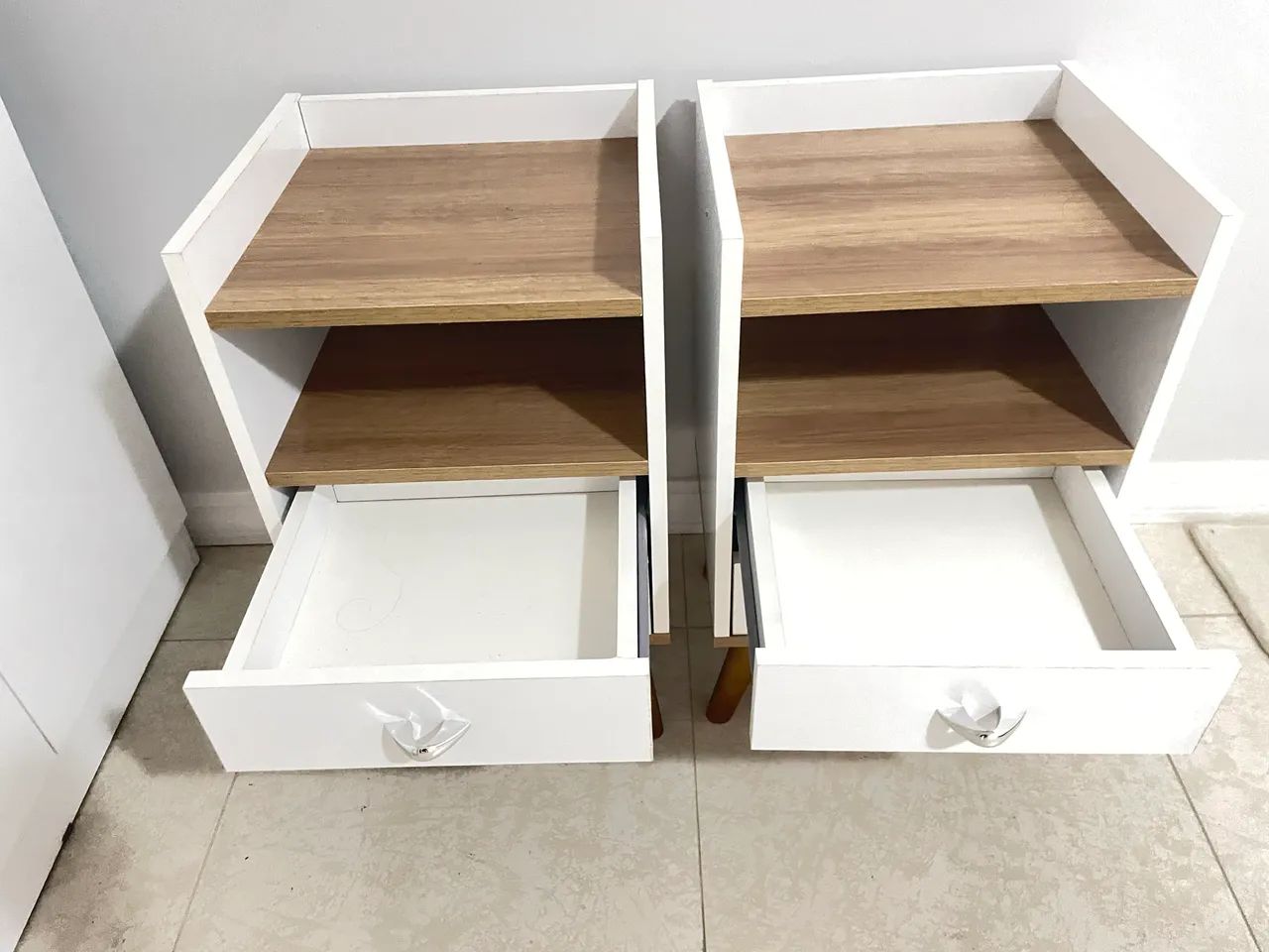Kit Mesa de Cabeceira - Branco E Marrom - NOVA - Foto 3