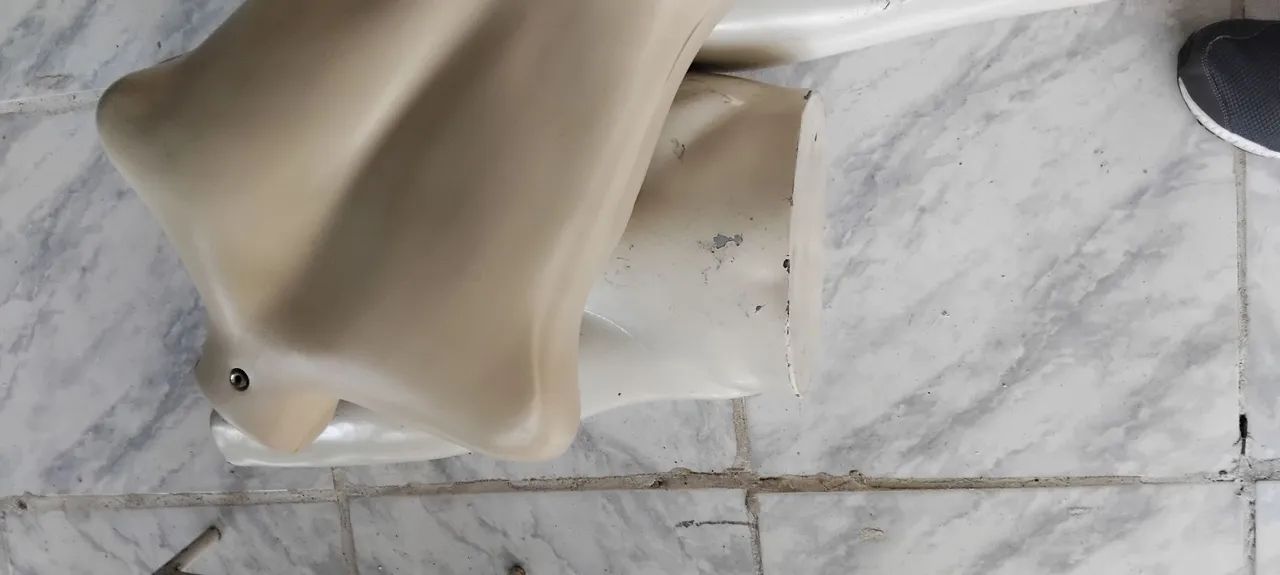 Busto e pernas de manequim - Foto 3