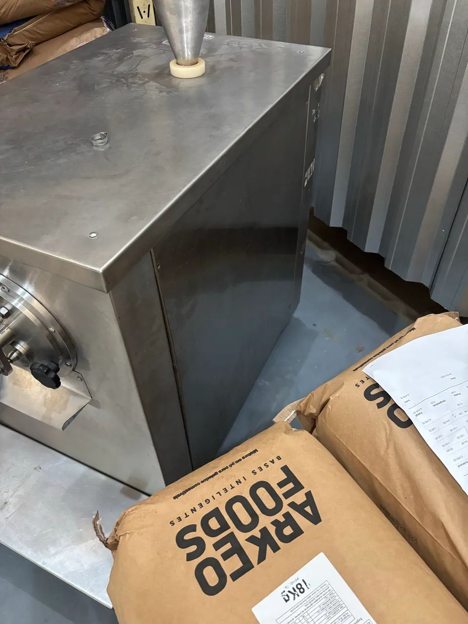 Máquina sorvete e açaí 100/120 litros hora  - Foto 4